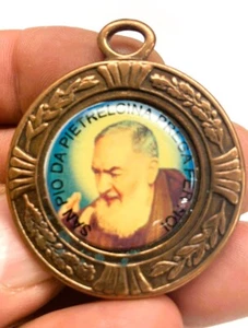 Padre Pio Bronze Medal, Hand-Made Catholic Medallion and Souvenir from Italy - Picture 1 of 3