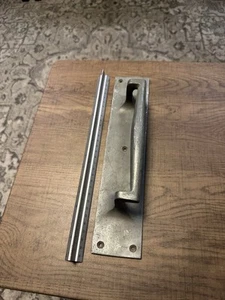 Vintage Pull Door Handle Silver Metal Reclaimed Singular - Picture 1 of 5