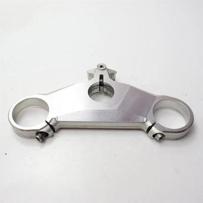 2011-2013 Ducati 848 EVO супербайк тройной дерево вилка стержень зажим 341.1.072.1A - Изображение 1 из 4