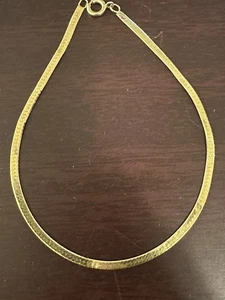 14k Yellow Gold Reversible Herringbone 7.5 Inch 2mm Wide Bracelet 1.7 Grams - Picture 1 of 6