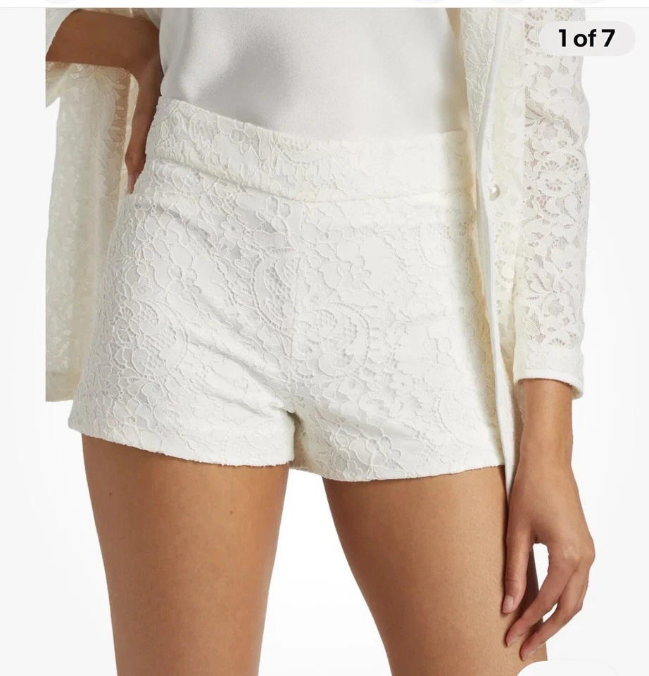 PANTALONES CORTOS ALICE AND OLIVIA DUNN ENCAJE TIRO MEDIO BLANCO TALLA 10 Foto 1 de 3