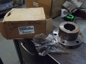 NIB DODGE 120508 E X 2-1/8" QD BUSHING (H4) - Picture 1 of 7