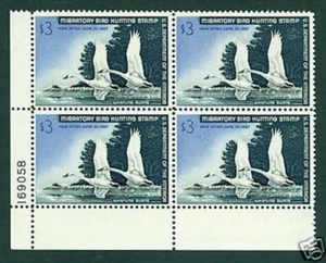 RW33 ( $3 Duck ) - PLATE BLOCK - MNH - Scarce BEAUTY !! - Picture 1 of 1