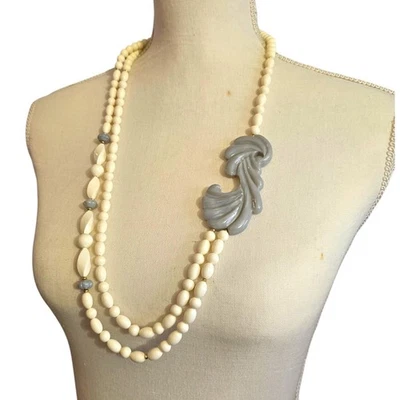 Collar Vintage Grueso Cuentas Art Deco Gris Crema Doble Hilo 28" SKU2381 Foto 1 de 4