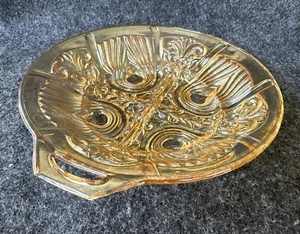 Vintage INDIANA GLASS Golden Amber Glass Killarney Pattern Divided Footed Dish - Picture 1 of 24