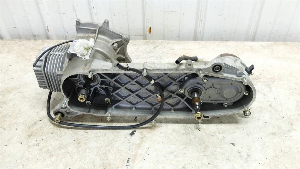 02 Derby Atlantis Scooter 2T 50 Scooter engine motor - Image 1 of 4