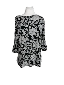 Chicos Damenbluse Größe 1 Medium schwarz weiß Blumenmuster 3/4 Ärmel zum Überziehen - Bild 1 von 7