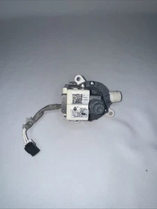 Bomba de recirculación WH23X24175 OEM - Imagen 1 de 6