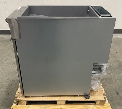 Adcraft 90K BTU 40 Lbs. Deep Fryer NG Gas - Image 1 of 4