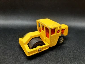 VTG Lesney Matchbox Superfast No. 72C Bomag Road Roller Yellow Hubs - Picture 1 of 7