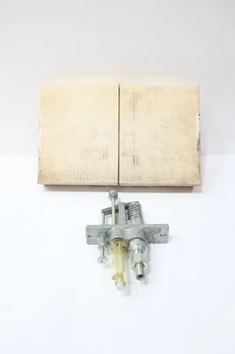 Lincoln 880550 真空进料润滑泵 1/4 英寸 — 第 1/4 张图片