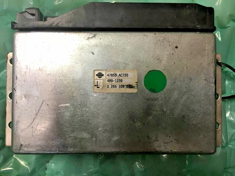 2005 Infiniti G35 ABS module 47850 AC720 - Image 1 of 1