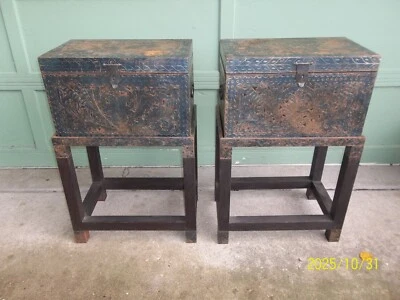 ¡UNO! Caja de metal y madera grabada a mano rara colección Ronita Smith en soporte Foto 1 de 4