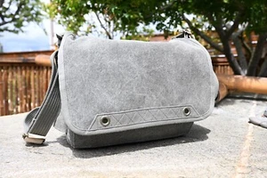 Think Tank Photo Retrospective 7M Shoulder Bag for Cameras - Picture 1 of 4