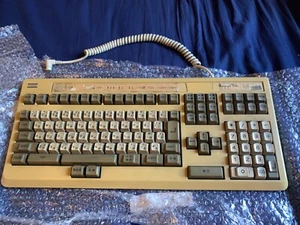 Vintage Japanese Keyboard w/ FLS Fujitsu Leaf Spring Switches Mechanical + Mouse - Picture 1 of 18