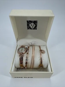 Juego de reloj y pulsera Anne Klein de oro rosa, 4 piezas, AK/2238RGST, batería necesaria - Imagen 1 de 11