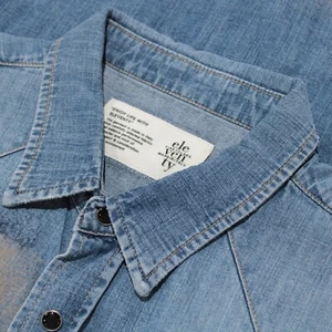 Eleventy NWT Denim Chambray Shirt Size Medium in Blue with Tan/Navy Splotches - Picture 1 of 7