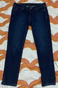 Pantalones de mezclilla al tobillo White House Black Market talla 2 azul oscuro tiro bajo entrepierna de 28,5" - Imagen 1 de 12