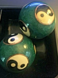 SET of 2 Chinese Cloisonne Therapy Stress Baoding Ball Blue Yin Yang Design NICE - Picture 1 of 3