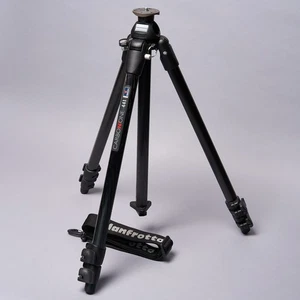 Manfrotto Carbon One 441 3 Section Carbon Fibre Tripod - Picture 1 of 4