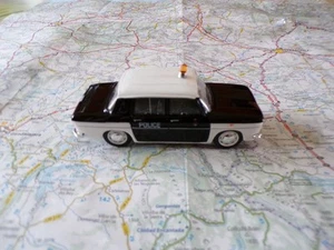 RENAULT 8 Police NOREV 1/43 Police and Gendarmerie Series - Picture 1 of 3