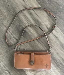 Patricia Nash Leather Organizer Crossbody Wallet Leather Brown Boho Wristlet - Picture 1 of 10