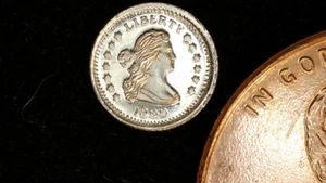 MONETA MINIATURA 1800 MEZZA MONETA BUSTO DRAPPEGGIATO AQUILA ARALDICA A PROVA ARGENTO STERLING - Foto 1 di 2