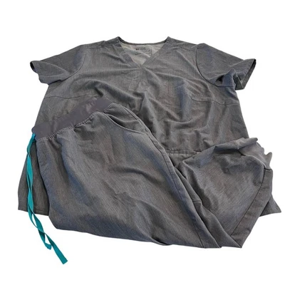 FIGS Graphite Scrub Set Women's size 4XL Petite - Image 1 of 4