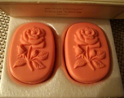 Vintage AVON Seifen-Duo Floral/Rose  - 2x75 g -  aus Nachlass - Bild 1 von 4