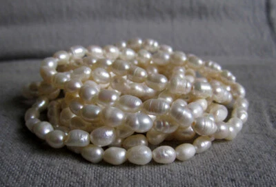 Armband aus Süßwasser-Zuchtperlen crèmefarben für Armweiten ca. 15-20 cm elast. - Bild 1 von 3