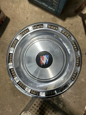 Tapacubos Buick Century 14" 1978 1979 1980 1981 Foto 1 de 4