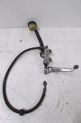 CILINDRO MAESTRO FRENO TRASERO KAWASAKI ZX7 CON PEDAL ZX-7 ZX7R NINJA 91 92 93 94 95 Foto 1 de 3