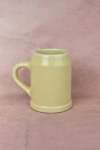 VINTAGE HALL POTTERY BEER MUG STEIN MADE IN U.S.A. - Greenish Yellow 10 OZ. - Picture 1 of 12