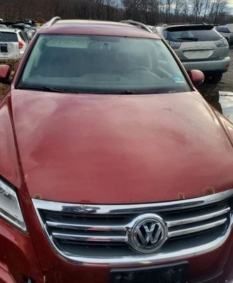 Consola frontal Alemania construida VIN con 1er dígito limitada compatible con 09-18 TIGUAN 953209 Foto 1 de 4