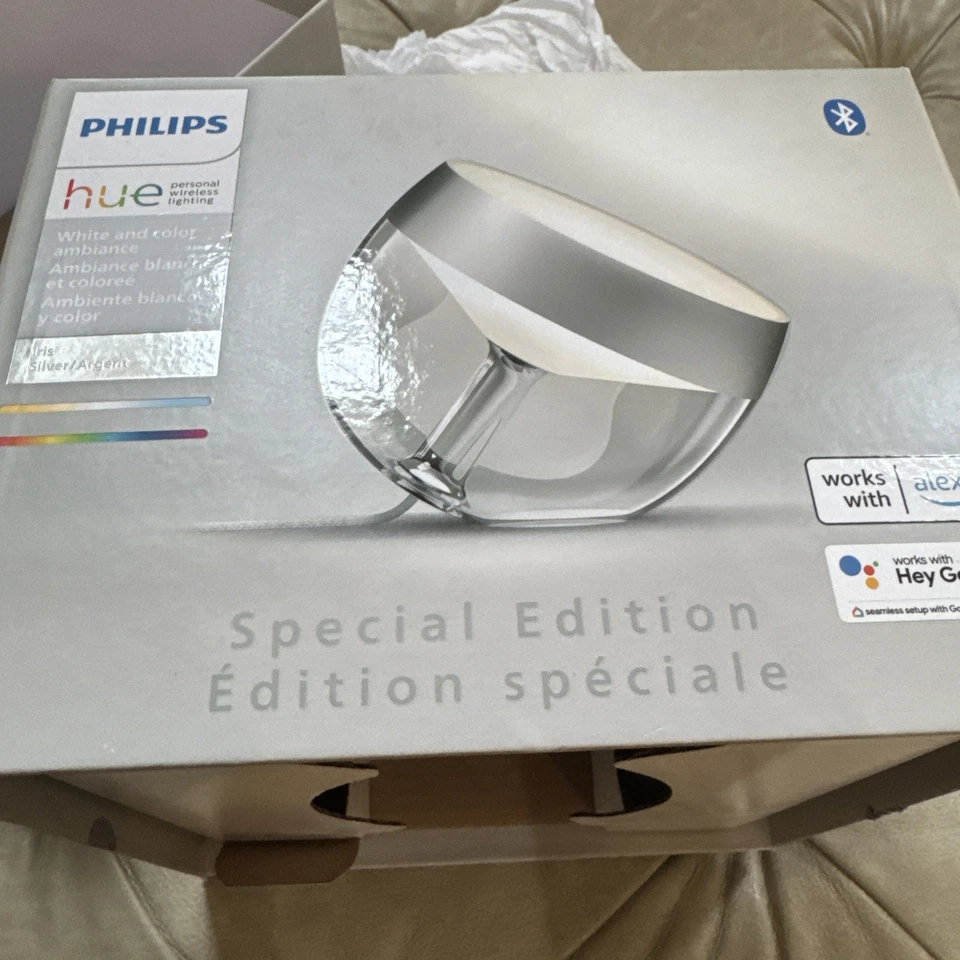 Philips - Lámpara de Mesa Hue Iris Edición Limitada Hogar Inteligente Wifi Color - Plateada Foto 1 de 3