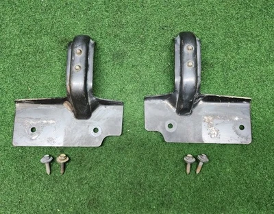 Par de soporte de radiador de núcleo superior Chevy Silverado Suburban 1996-2000 7,4 L 454 Foto 1 de 4