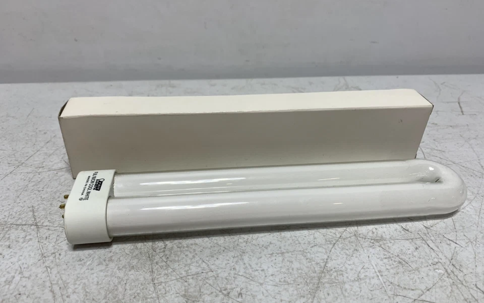 Feit Electric FUL-18W/41K Tube Lamp 18 Watt (lot of 4) - Image 1 of 2