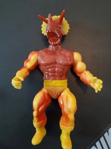 Figura de acción de colección 1982 Remco Warrior Beasts Guana MOTU KO rojo amarillo - Imagen 1 de 3