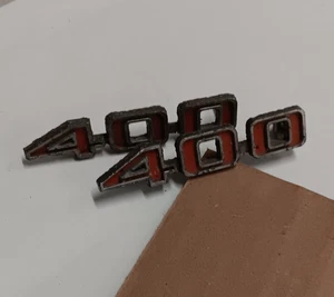 1974 75 76 1977 EL CAMINO CHEVELLE 400 EMBLEMAS GUARDABARROS - Imagen 1 de 3
