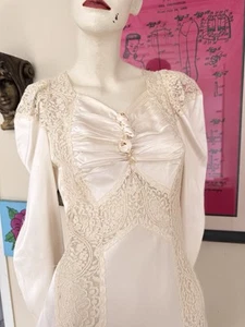 Vintage Antique 1930s Lace Wedding Bridal Gown Femme-Satin Lace-Small-Romantic - Picture 1 of 24