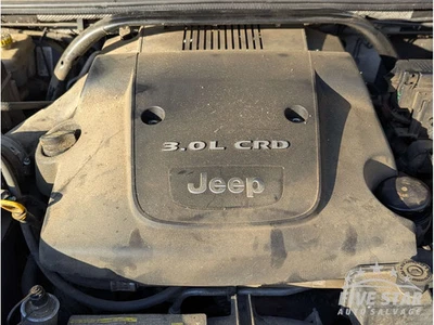 Jeep Grand Cherokee Top Engine Cover 3.0 CRD 4x4 Diesel 155kW (211 HP) MK3 WH - Image 1 of 4