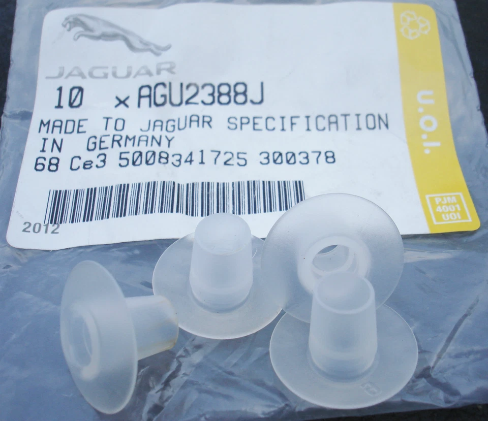 4 NEW JAGUAR XJS XJ6 DOOR PANEL CASING FRICTION BUSH STUD RETAINER AGU2388J - Image 1 of 1