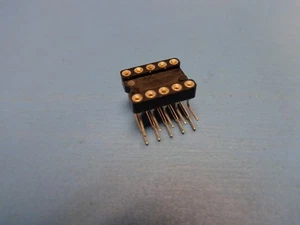 (1) MM 299-93-310-11-001000 10 PIN DIP 300 MIL R/A TIN Lead Closed Frame Socket - Picture 1 of 3