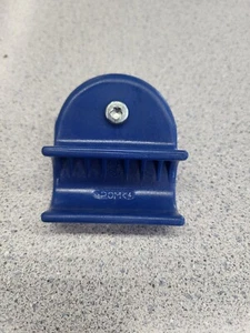 Lafuma Zero Gravity Chair Replacement Bracket With Screw - Picture 1 of 3