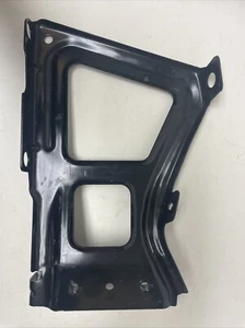 2013-2018 Dodge Ram 1500 Pull Size P/U Rear LT Bumper Side Bracket - Picture 1 of 3