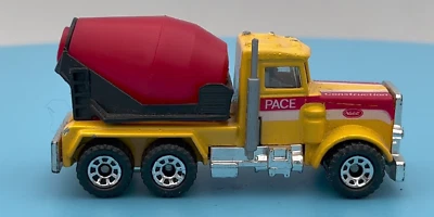 Peterbilt toupie béton Matchbox 1981, échelle 1/80 - Photo 1/4