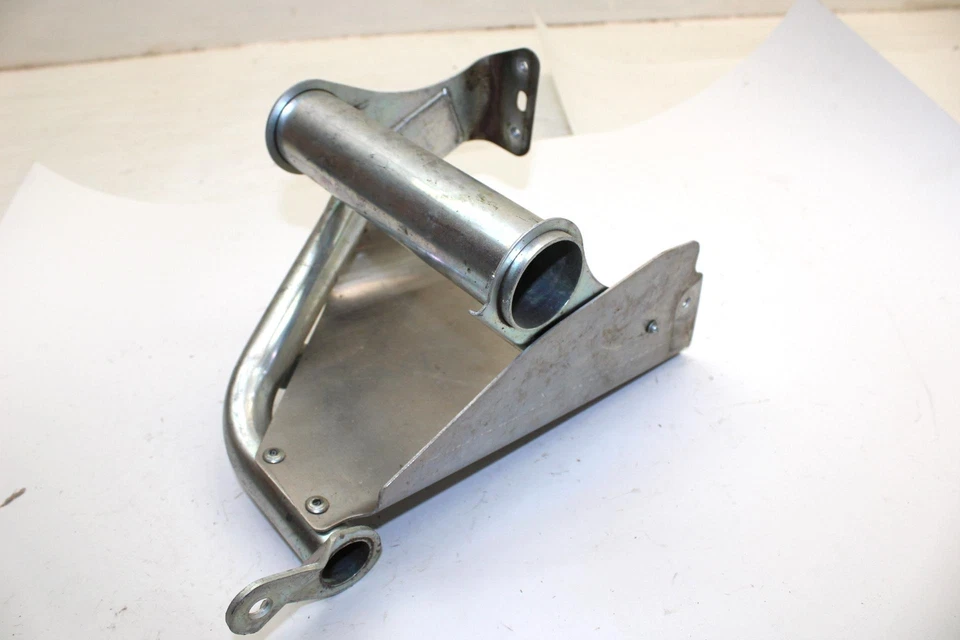 Yamaha Phazer 2007 OEM reposapiés derecho pozo 8GJ-21970-00-00 SY97 Foto 1 de 4