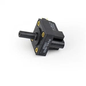 Nitrous Express SNO-81014 Water/Methanol Boost Switch - Picture 1 of 1