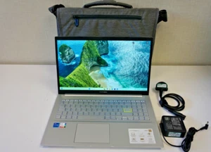 Asus VivoBook 15" S513E Core i5 16GB RAM 512GB SSD Intel IRiSx - Silver - Mint - Picture 1 of 20