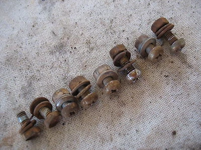 Tornillos de perno de montaje de guardabarros trasero 1968 1969 Kawasaki F4 250 Sidewinder Foto 1 de 2